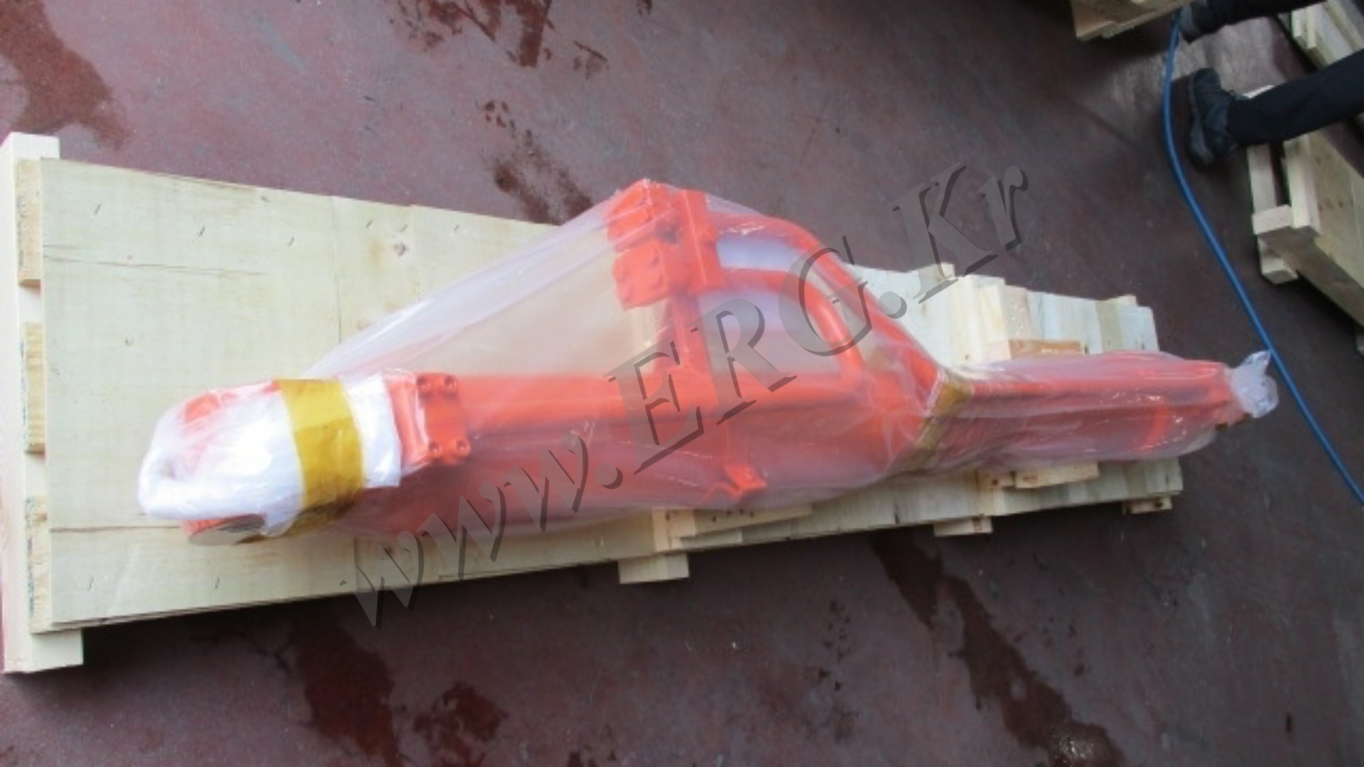 Arm, Boom, Bucket Cylinder Assy