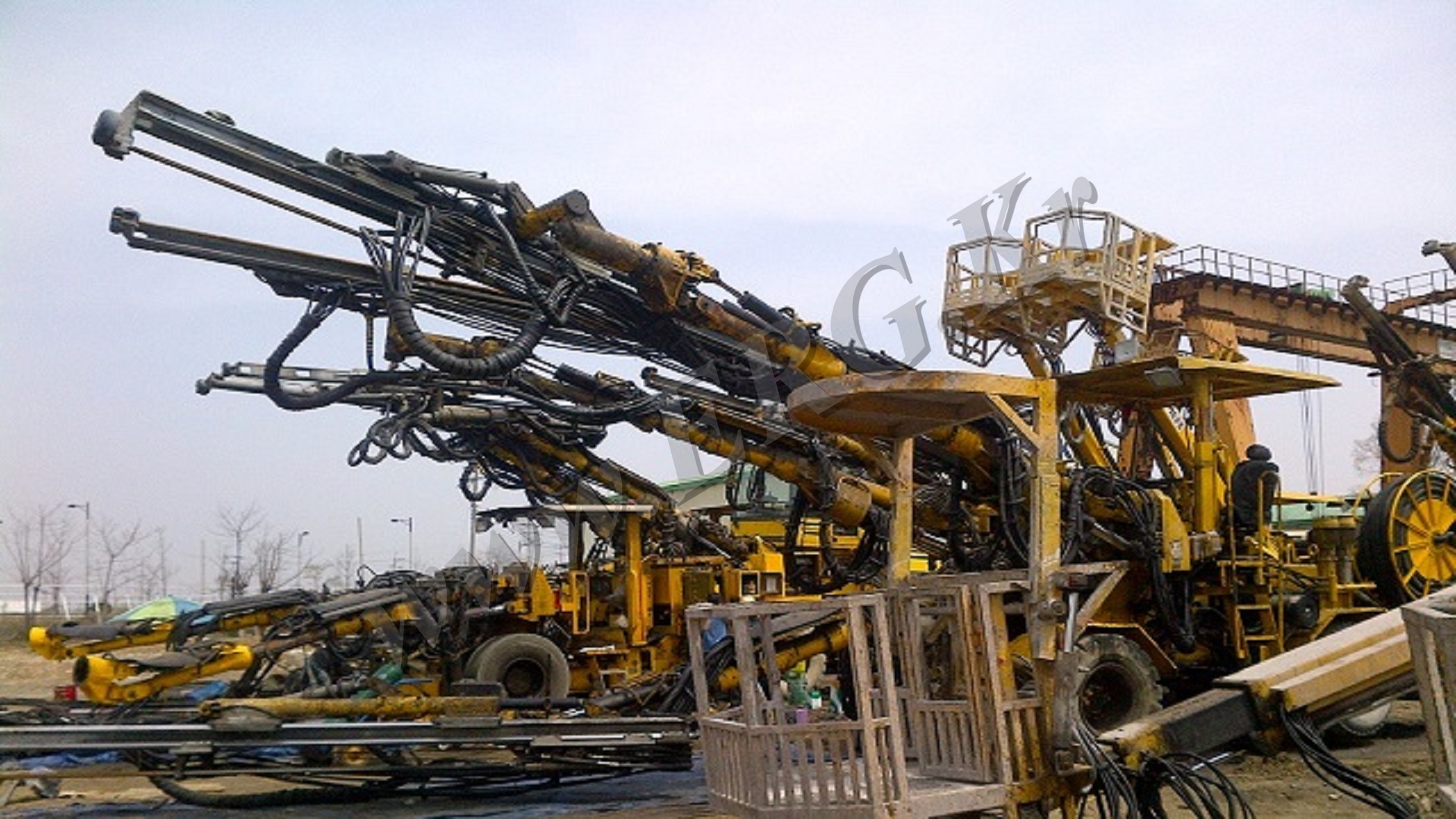 Jumbo Drill Rigs